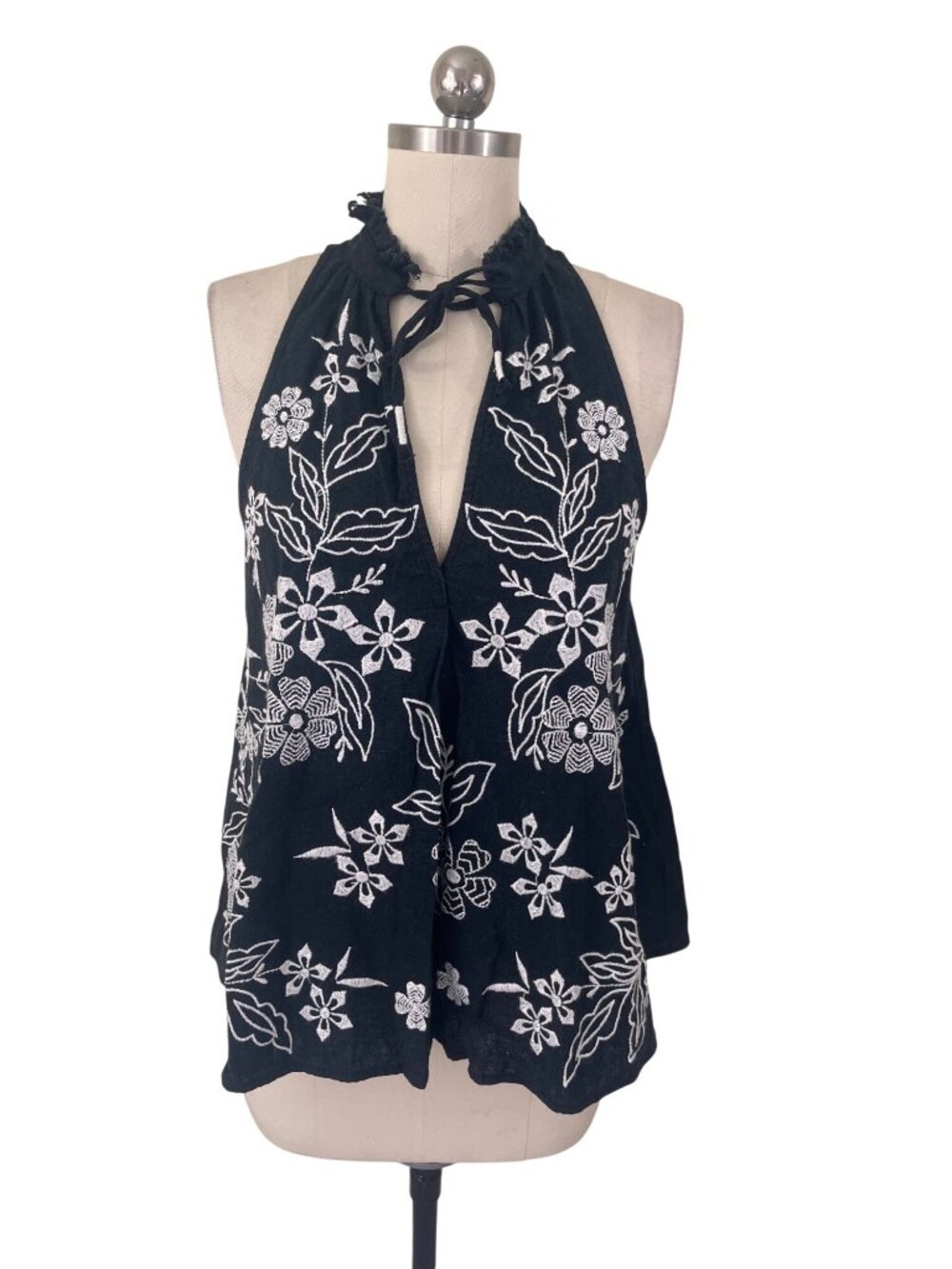 Pilcro Anthropologie The Tavi Blouse Womens Small Linen Black Embroidered Boho